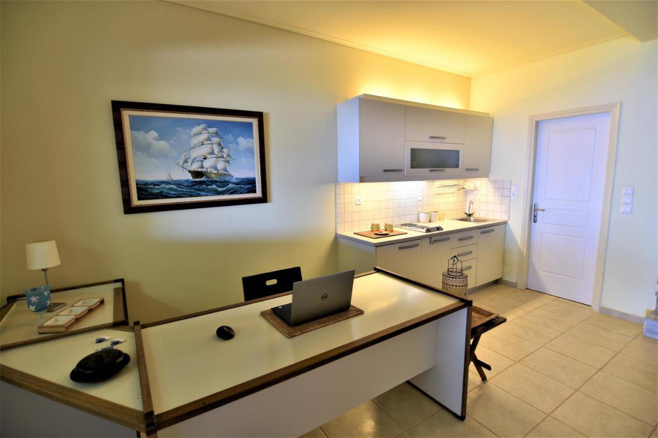 Blue Bay View - Beach House Vathirrevma Esterno foto