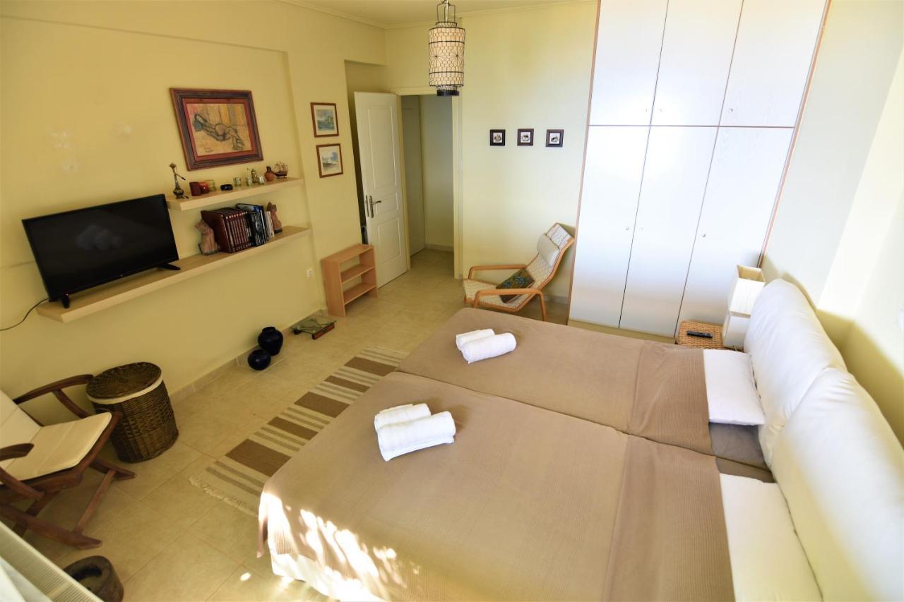 Blue Bay View - Beach House Vathirrevma Esterno foto