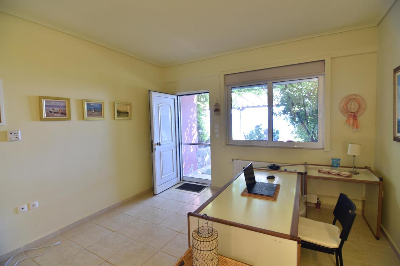 Blue Bay View - Beach House Vathirrevma Esterno foto